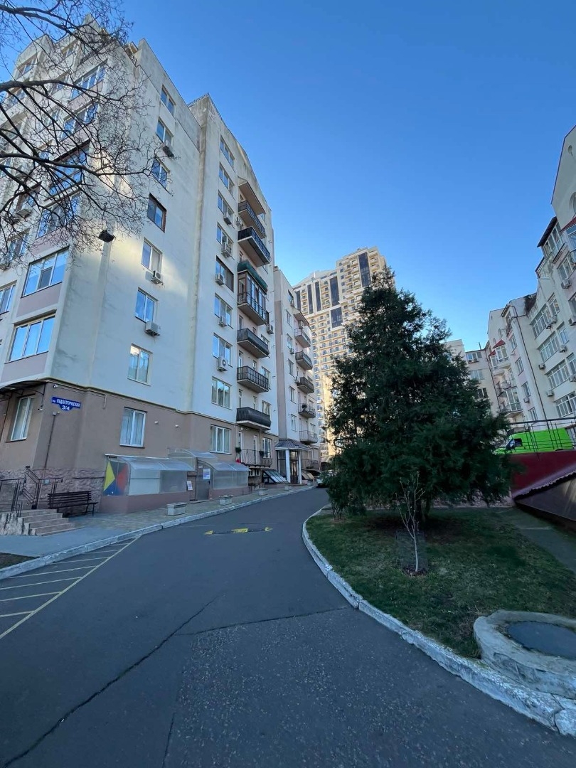 продажа трехкомнатной квартиры номер A-173434 в Приморском районе, фото номер 17